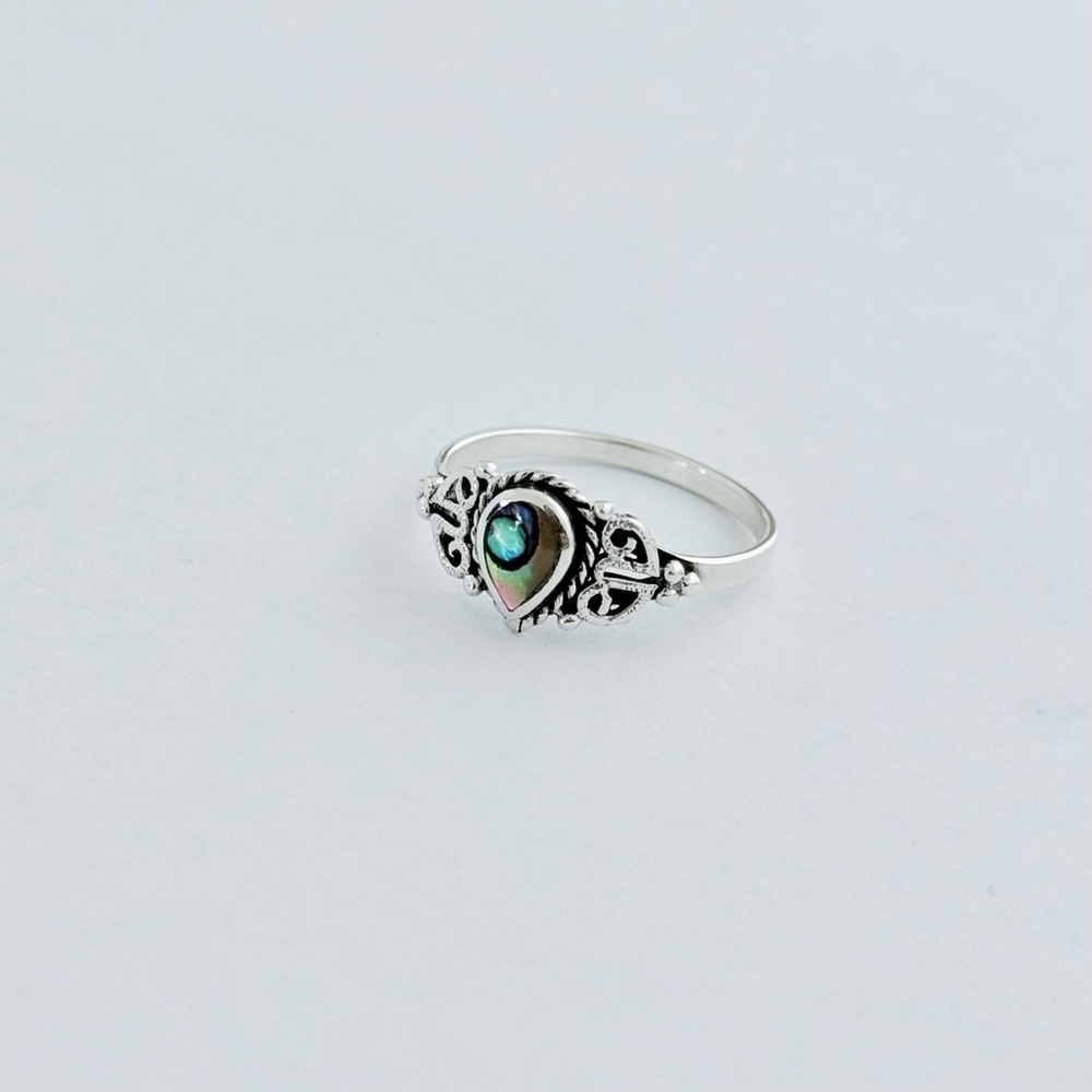 Sterling Silver Teardrop Abalone Ring with Swirls, Pear Shape Rings, Seashells - Picture 7 of 13